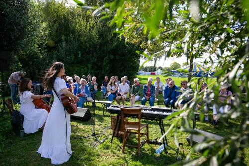 543371607 1333240828808532 2872290268874575969 n